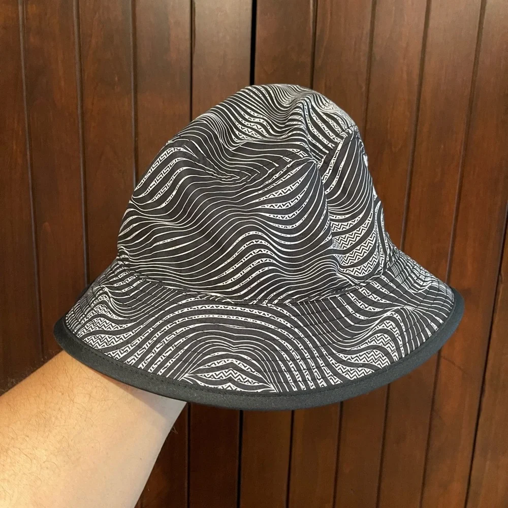 Bucket hat - Picture 7 of 8